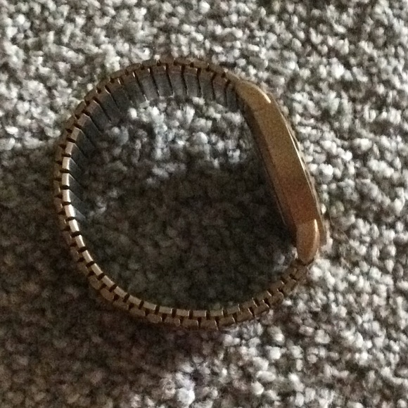 Watch - Picture 3 of 4